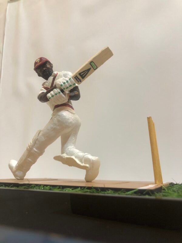 Sir Viv Richards - 189 record score - Figurine - Image 3