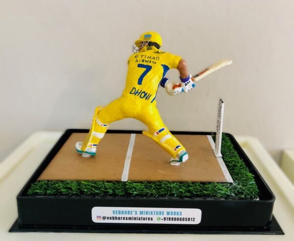 M.S. Dhoni Figurine - CSK Jersey - Image 4